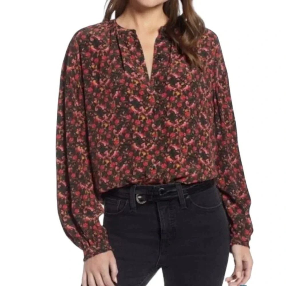 SOMETHING NAVY Micro Floral Print Button Down Relaxed Fit Blouse